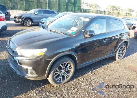 2016 Mitsubishi Outlander Sport 2.0 Es z USA, uszkodzony, nr VIN JA4AP3AU5GZ043039